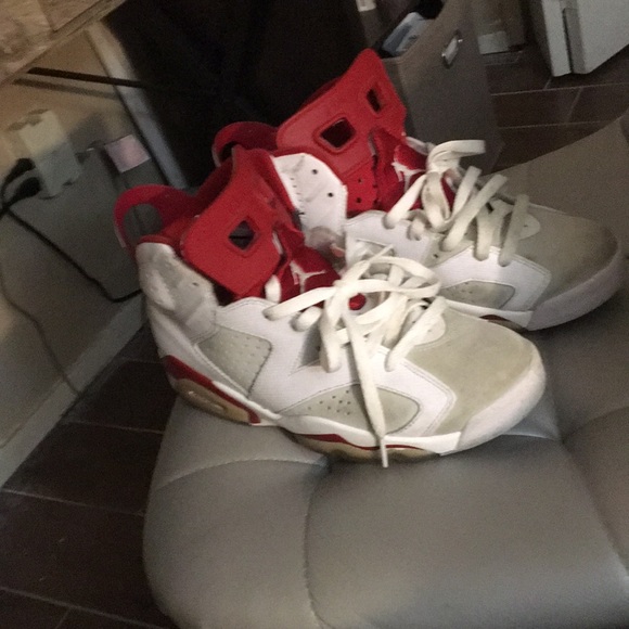 Jordan’s 6 - Picture 5 of 5